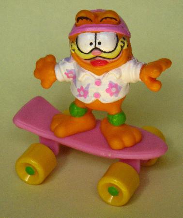 Kunststoff-Figur: Garfield auf Skateboard - 1988 - mge-shop