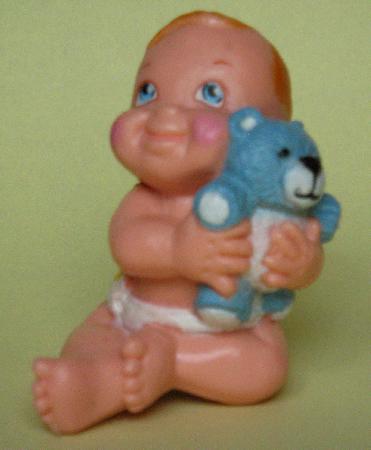 Weichplastik: Baby mit Teddy (Magic Diaper Babies) - 1991 - mge-shop