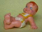 Weichplastik: Baby mit überschlagenen Beinen (Magic Diaper Babies) - 1991 - mge-shop